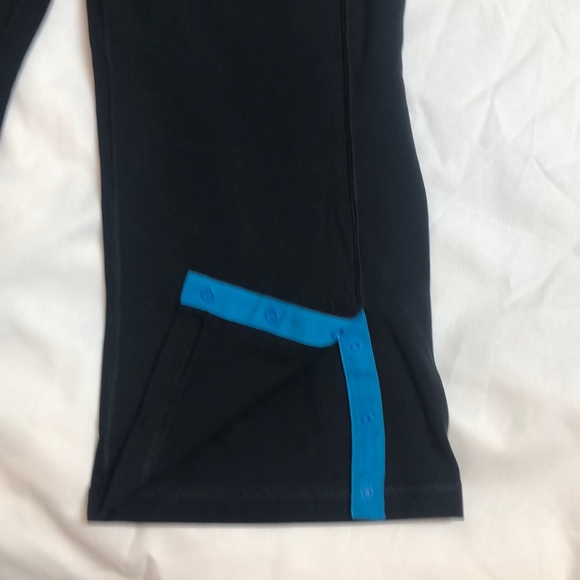 Lululemon Crops - Picture 2 of 10